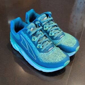Altra Torin 4 Running Shoes 6.5